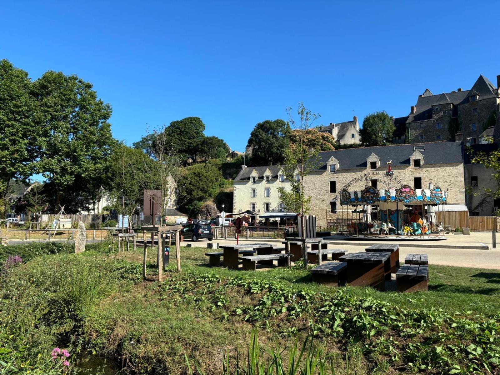 ラ・ロシュ・ベルナール Le Moulin De La Vouteヴィラ エクステリア 写真